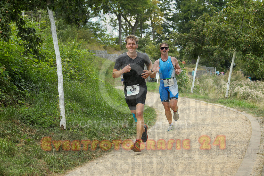 250824_1421_EX1_5932 | Sportfotografie im Rhein-Sieg Kreis, Köln, Bonn, NRW, Rheinland Pfalz, Hessen, etc. Unser Tätigkeitsfeld umfasst den Laufsport vom Volkslauf über den Marathon, Duathlon, Triathon bis zum Ultralauf wie Kölnpfad Ultra oder Schindertrail.