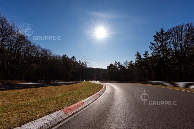 NBR25_020213562900039GT_GT | Motorsport-Fotografie: DTM, 24h Nürburgring und GT-Action in hochauflösenden Bildern. Entdecke packende Rennmomente & Impressionen direkt aus der Boxengasse. - Realisiert mit Pictrs.com