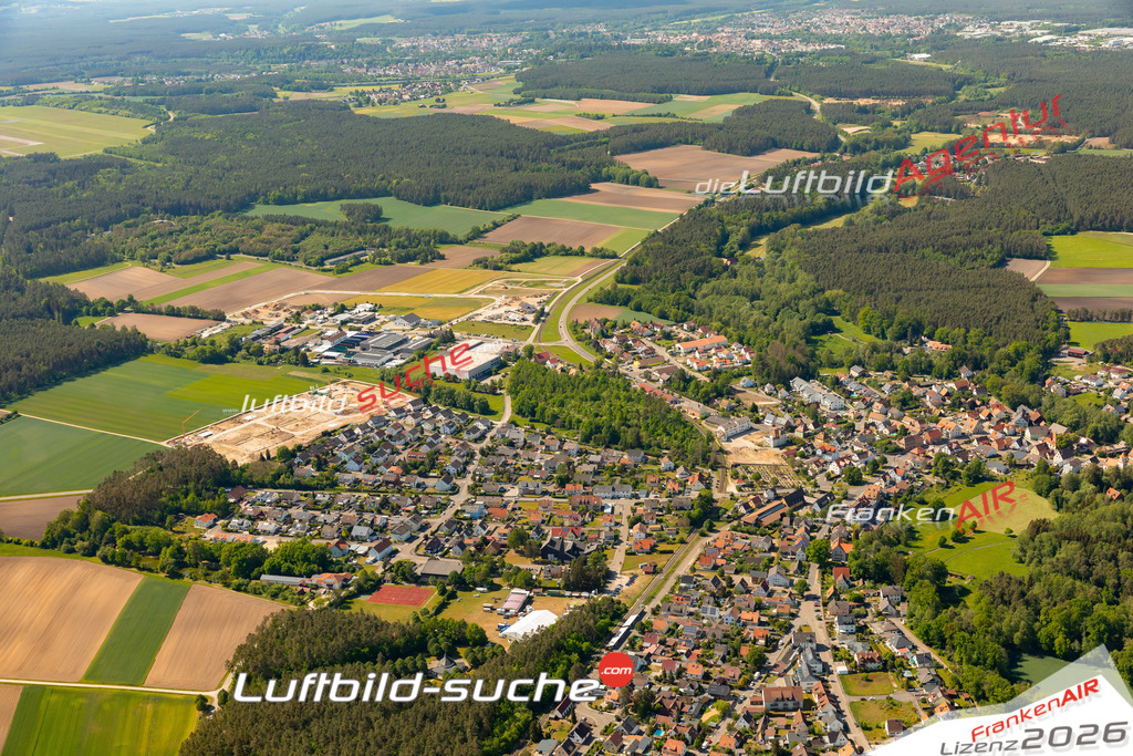 Das Luftbild zeigt : Eckersmühlen Roth - Die Luftaufnahme wurde 2024 vom UL-Flugzeug aus erstellt ( keine Drohne ) - Hochauflösende Luftaufnahme - Für grossformatige Ausdrucke geeignet. Die Geschenkidee !Mit Lizenz und Bildrechte bestellbar