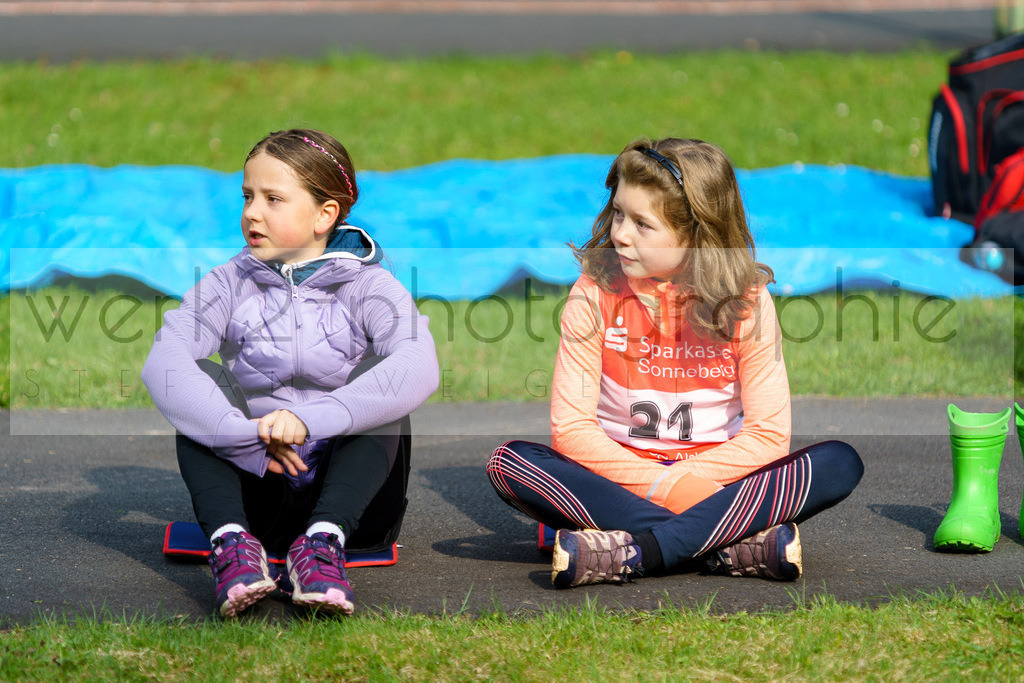 Eröffnungs-Cross Scheibe-Alsbach | werk2-photographie oder werk2 ist ein Fotograf in 98724 Neuhaus am Rennweg (Neuhaus/Rwg.) Thüringen für Eventfotografie, Hochzeiten, Sportereignisse oder Sportevents und ist auch mal für den FineArt-Print unterwegs auf der Suche nach dem besten Licht.