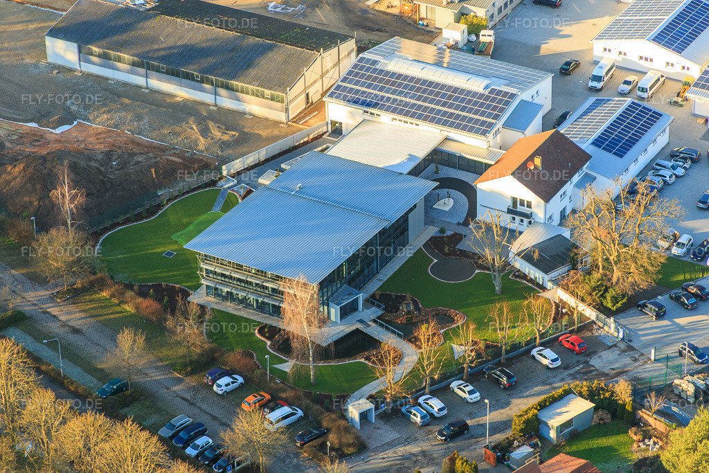 Luftbild: Quartier Lanzet mit Hagebau Kompakt - Gillet Baustoffe GmbH in Herxheim bei Landau im Bundesland Rheinland-Pfalz in Deutschland. Foto: IMG_076494.jpg vom 05.01.2015 durch Werner Riehm/FLY-FOTO.deGillet Webseite