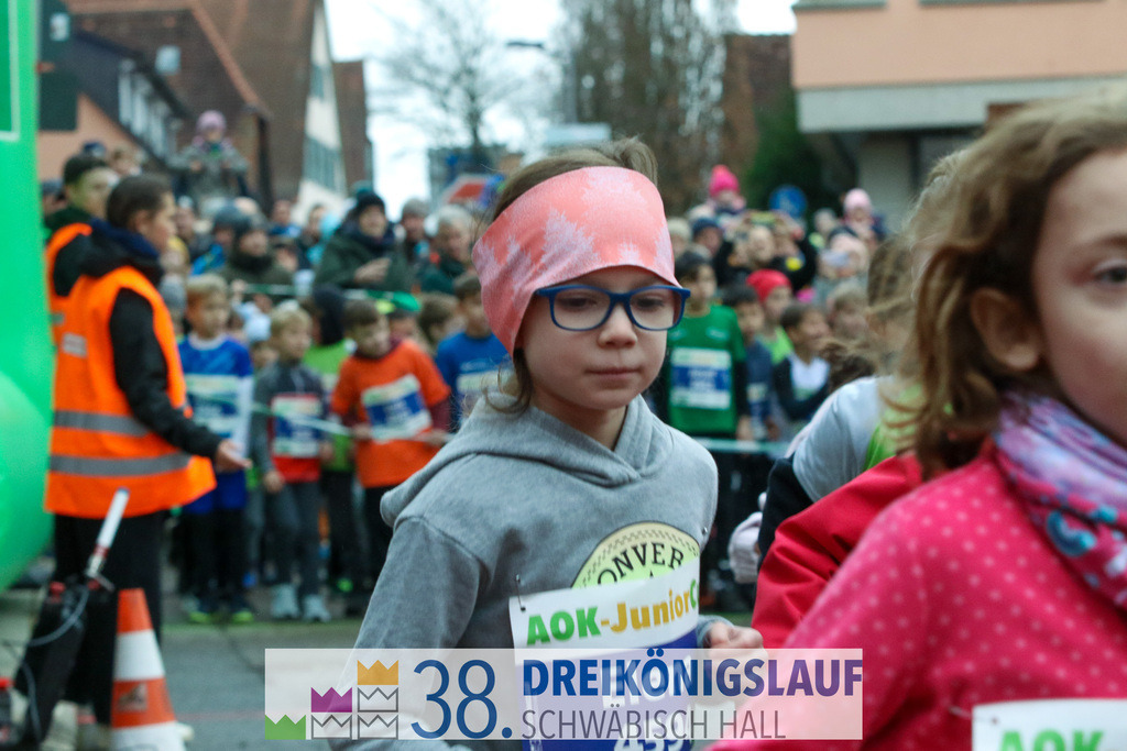 400m AOK Junior Cup | 3 Koenigslauf 2024 400m AOK Junior Cup - Realisiert mit Pictrs.com