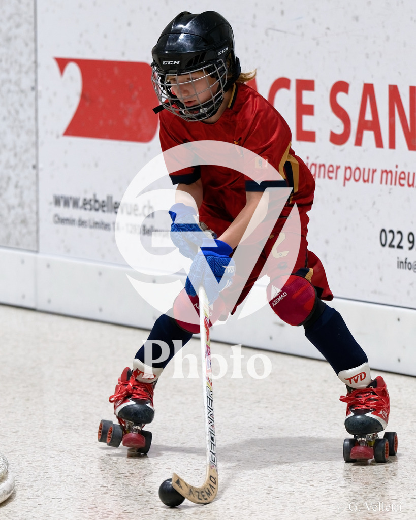 U13  - Geneve RHC v HC Munsingen W  |  during the U13  match between Geneve RHC and HC Munsingen W  at Centre sportif de la queue d'arve in Geneve, Switzerland