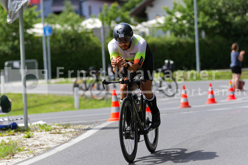 Klagenfurt 2026 | Marco Dugo (ITA) Ironman, Klagenfurt 2026,  Lambichl, Klagenfurt , Austria. Photo: Ernst Krawagner - Realisiert mit Pictrs.com