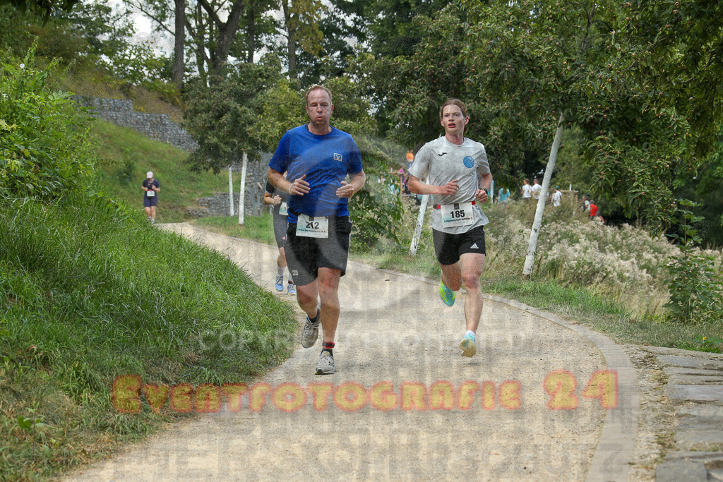 250824_1257_EX1_0997 | Sportfotografie im Rhein-Sieg Kreis, Köln, Bonn, NRW, Rheinland Pfalz, Hessen, etc. Unser Tätigkeitsfeld umfasst den Laufsport vom Volkslauf über den Marathon, Duathlon, Triathon bis zum Ultralauf wie Kölnpfad Ultra oder Schindertrail.