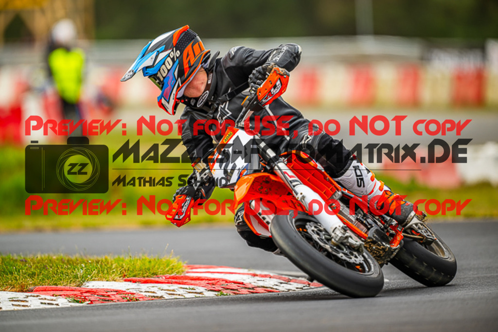 MaZZes_FotoMatrix_230702_6696 | S4