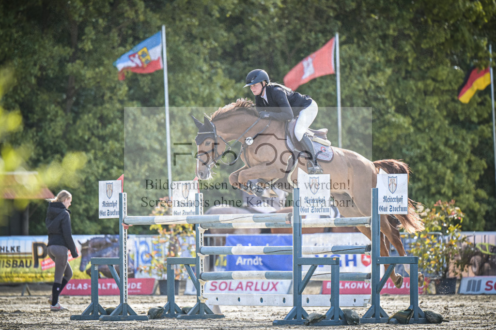 DOS_0244 | Entdecke hochwertige Reitturnierfotos von Foto Oger. Professionell, emotional und authentisch – jetzt Lieblingsmomente im Shop bestellen.Deutschlandweite Turnierfotografie. - Realisiert mit Pictrs.com