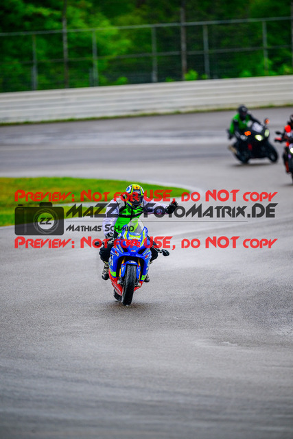 MaZZes_FotoMatrix_240521_6007705_6892 | INST