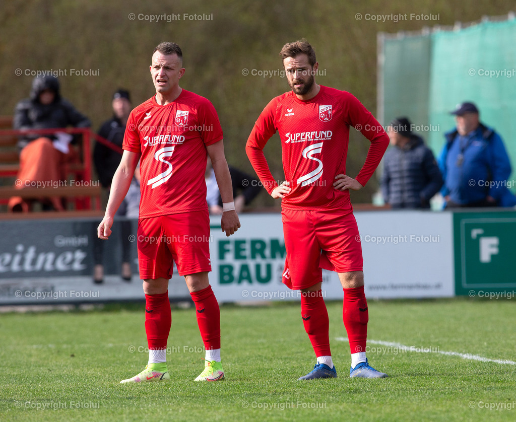 A_LUI_16042022_49 | SPORT,FUSSBALL,LT1 OOE LIGA ASKOE OEDT-SV MICHELDORF 16.04..2022 IM BILD: NENAD VIDACKOVIC UND MARTIN GRASEGGER (OEDT)  FOTO:FOTOLUI