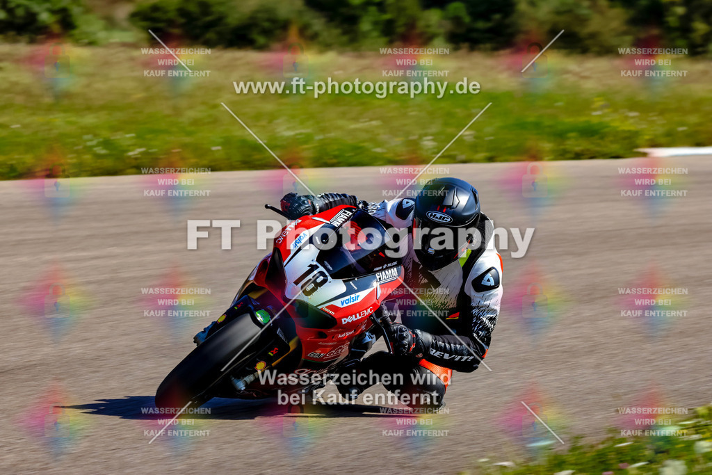 018-4158 | Hier findet Ihr Bilder von Touristenfahrten auf der Nürburgring Nordschleife oder von anderen Veranstaltungen die ich besucht habe. Viel Spass beim Durch Schauen 