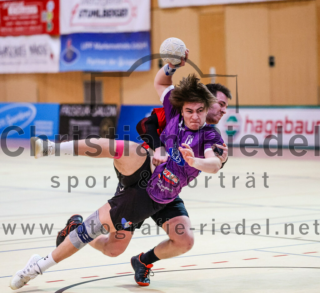 2024-01-27_076_SpVgg_Altenerding_gegen_TV_Altoetting | Erding, Deutschland, 27.01.2024:
Handball, Bezirksoberliga Männer 2023 / 2024, 13. Spieltag, SpVgg Altenerding gegen TV Altötting, Endergebnis: 30:28

Kilian Jödecke (SpVgg Altenerding, #41), Lukas Zwislsperger (TV Altötting, #11)

Foto: Christian Riedel / fotografie-riedel.net