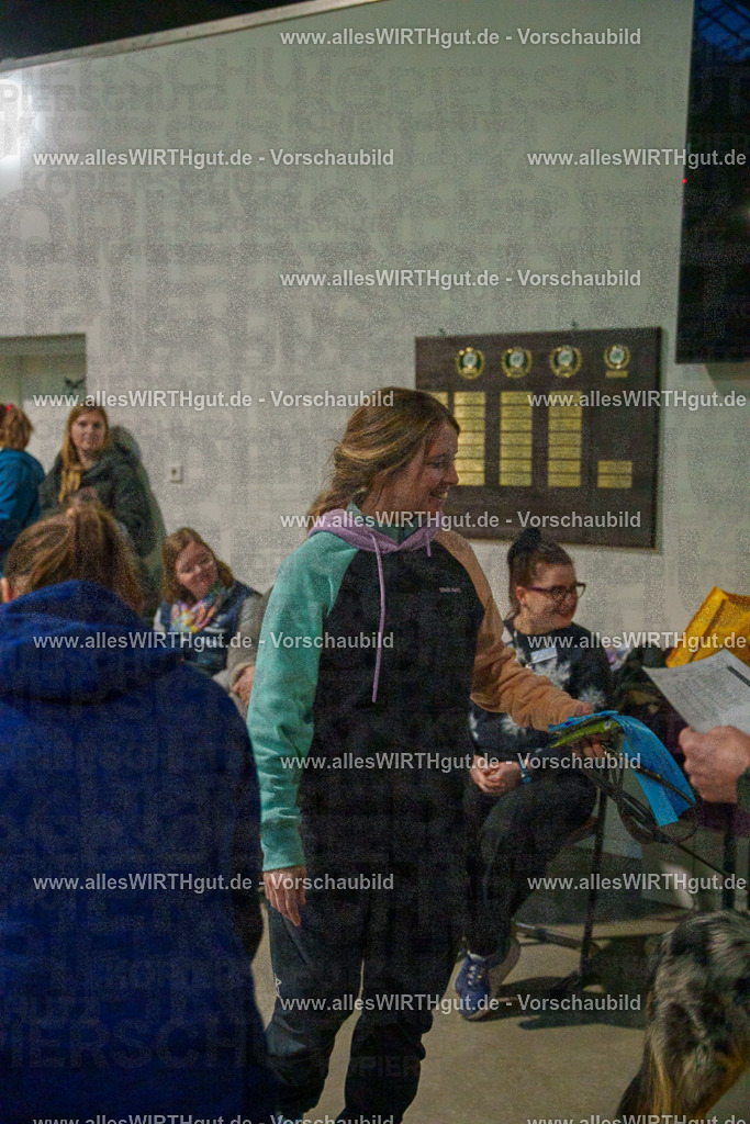 7R504680 | Professionelle Tierfotografie in Mönchengladbach von Daniel Wirth (allesWIRTHgut). Liebevolle & natürliche Bilder von Hunden & Katzen für unvergessliche Erinnerungen.