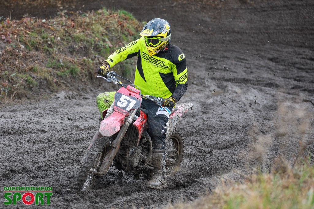 OpenTrack2024_Samstag_001 | Bildergalerie von Sport-Ereignissen aber auch von weiteren spannenden Dingen - nicht nur vom Niederrhein. In Anlehnung an den bekannten Spruch von Hanns Dieter Hüsch heißt das Motto: "Niederrhein ist überall".  - Realisiert mit Pictrs.com