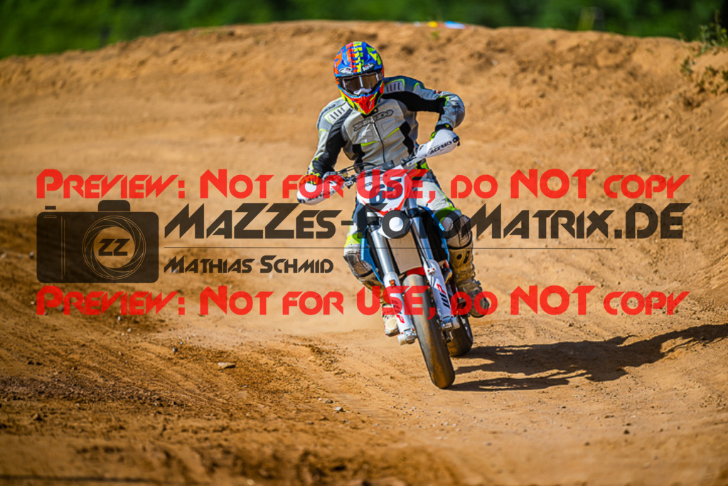 MaZZes_FotoMatrix_220528_5689 | Fotograf Mathias Schmid
Sportfotograf,
Eventfotograf,
Hochzeitsfotograf,
Portraitfotograf