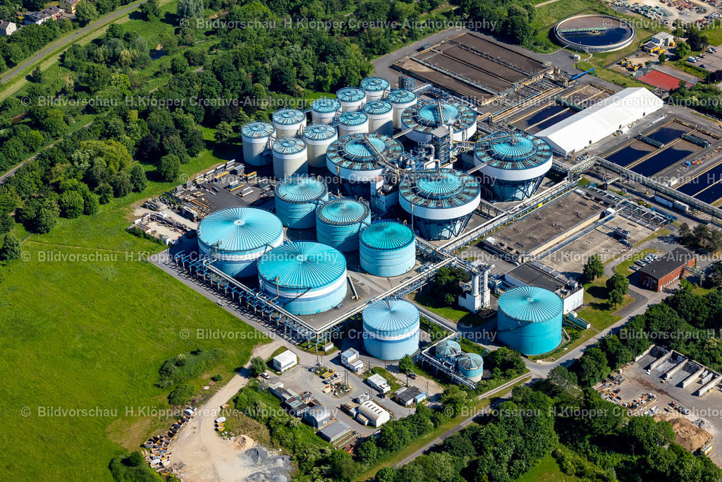 Luftbild Leverkusen-3424 | Luftbildfotografie und Luftbild Chemiekalien - Hochtanklager in Leverkusen im Bundesland Nordrhein-Westfalen, Deutschland - Realisiert mit Pictrs.com