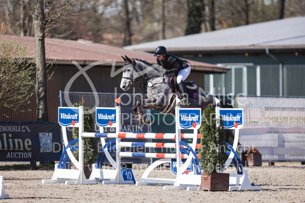 250408_Mühlen_SprPf-L-353 | Deine schönsten Turniermomente als professionelle Fotos! Entdecke hochwertige Pferdesport-Fotografie im Online-Shop. Jetzt Fotos finden & bestellen!