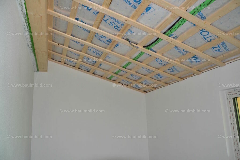 bib-lg13-holzbau-ausbau-0160 | Nach LV-Leistungsgruppen sortierte Detailfotos über den Bau eines Hauses. Alle Hausbau-Bilder direkt vom Urheber und Autor der Website Haus-Selber-Bauen.com