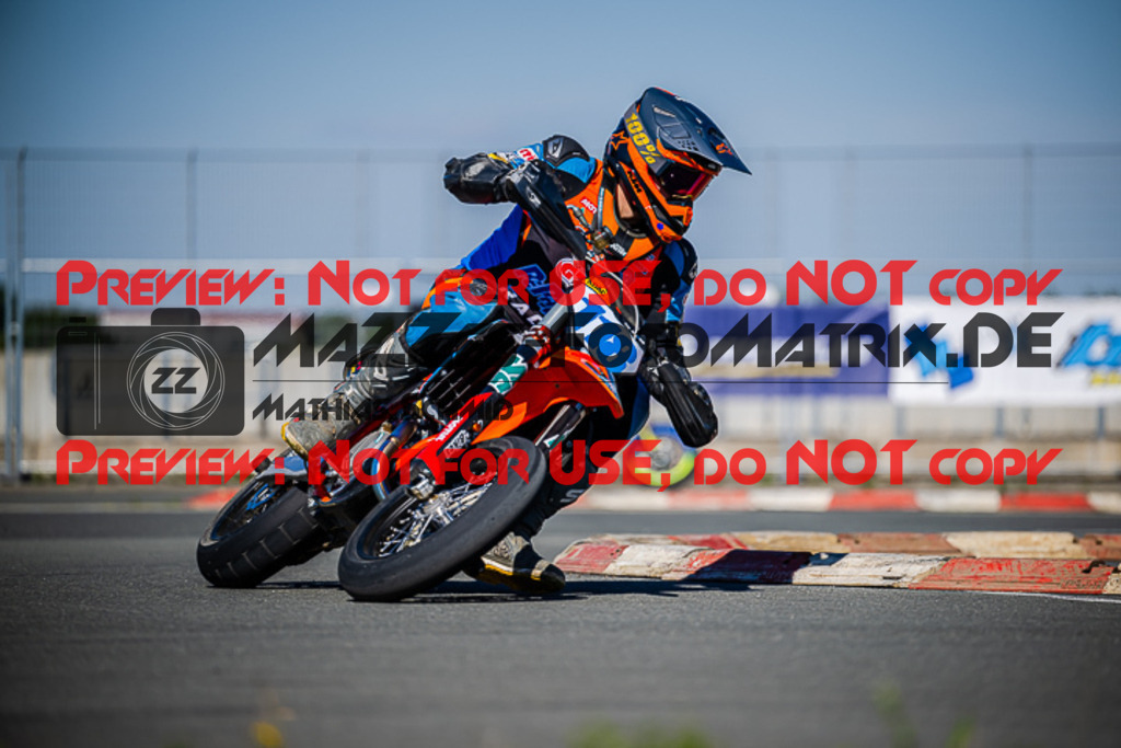 MaZZes_FotoMatrix_220903_0957 | S3