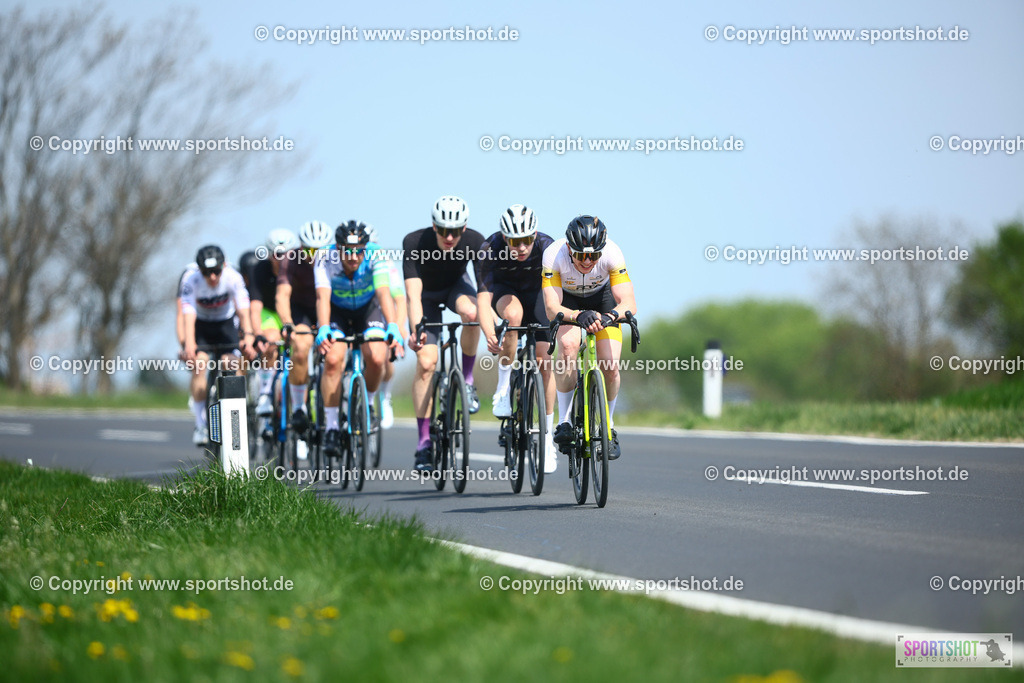 419_TRA55628 | Neusiedlersee Radmarathon 2026@sportshot_your_pictrs #yourpictures#roadtowm2029 #nrm #neusiedlerseeradmarathon #neusiedlersee #neusiedlerseetourismus #burgenland #mörbisch #nrm26 #burgenlandtourismus #voglundco #poweredbyburgenlandtourismus #radsport #rad #marathon #ucigranfondo #visitburgenland #ucigranfondoworldseries