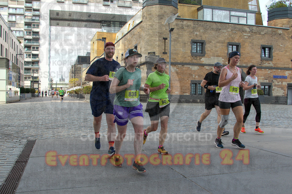 250920_1502_EV4_7946 | Sportfotografie im Rhein-Sieg Kreis, Köln, Bonn, NRW, Rheinland Pfalz, Hessen, etc. Unser Tätigkeitsfeld umfasst den Laufsport vom Volkslauf über den Marathon, Duathlon, Triathon bis zum Ultralauf wie Kölnpfad Ultra oder Schindertrail.