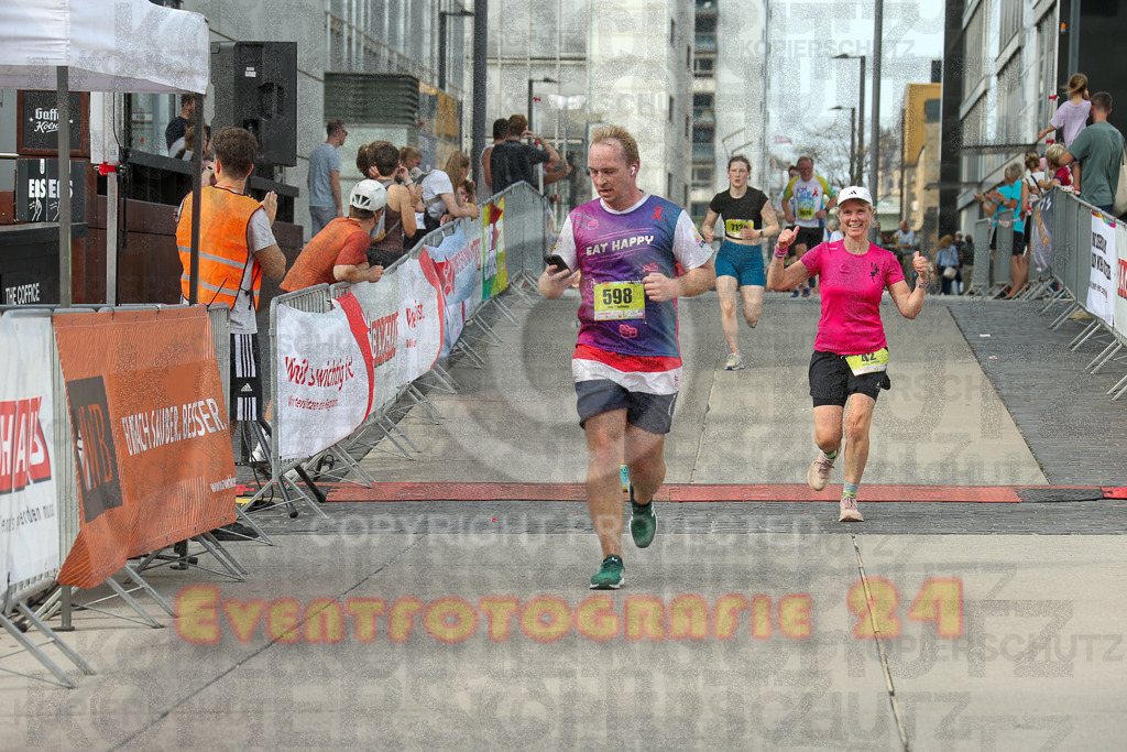 250920_1528_EX1_9621 | Sportfotografie im Rhein-Sieg Kreis, Köln, Bonn, NRW, Rheinland Pfalz, Hessen, etc. Unser Tätigkeitsfeld umfasst den Laufsport vom Volkslauf über den Marathon, Duathlon, Triathon bis zum Ultralauf wie Kölnpfad Ultra oder Schindertrail.