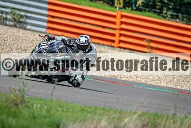 spof1278 | Professionelle Fotos von Sportveranstaltungen, aber auch Hochzeiten und anderen Events. - Realisiert mit Pictrs.com