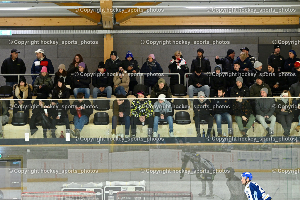 ESV FERLACH vs. ESC SOCCERZONE STEINDORF | Besucher Eishalle Ferlach, ESV FERLACH vs. ESC SOCCERZONE STEINDORF, ESV FERLACH vs. ESC SOCCERZONE STEINDORF am 22.11.2024 in Ferlach (Eishalle Ferlach ), Austria, (Photo by Bernd Stefan)
