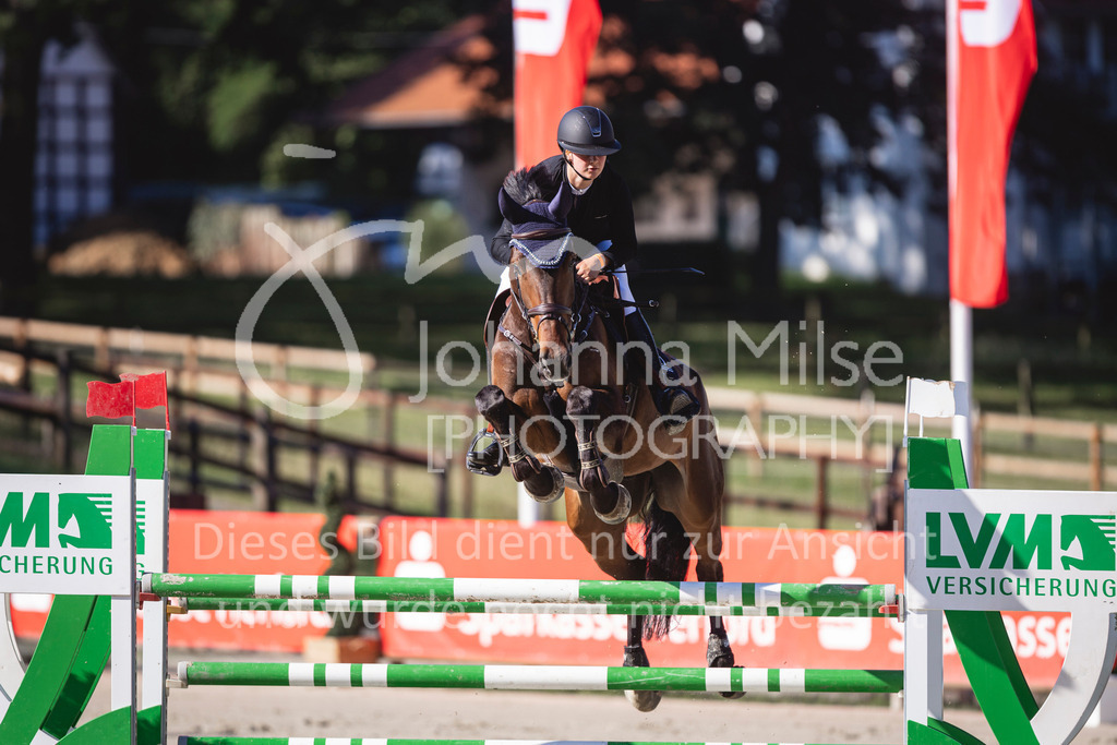 240714_BHO_M1-Spr-136 | Deine schönsten Turniermomente als professionelle Fotos! Entdecke hochwertige Pferdesport-Fotografie im Online-Shop. Jetzt Fotos finden & bestellen!