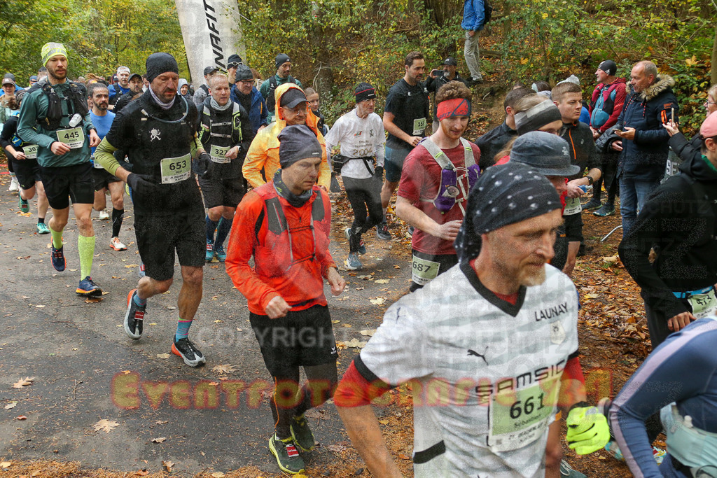 251026_1002_EX1_9655 | Sportfotografie im Rhein-Sieg Kreis, Köln, Bonn, NRW, Rheinland Pfalz, Hessen, etc. Unser Tätigkeitsfeld umfasst den Laufsport vom Volkslauf über den Marathon, Duathlon, Triathon bis zum Ultralauf wie Kölnpfad Ultra oder Schindertrail.