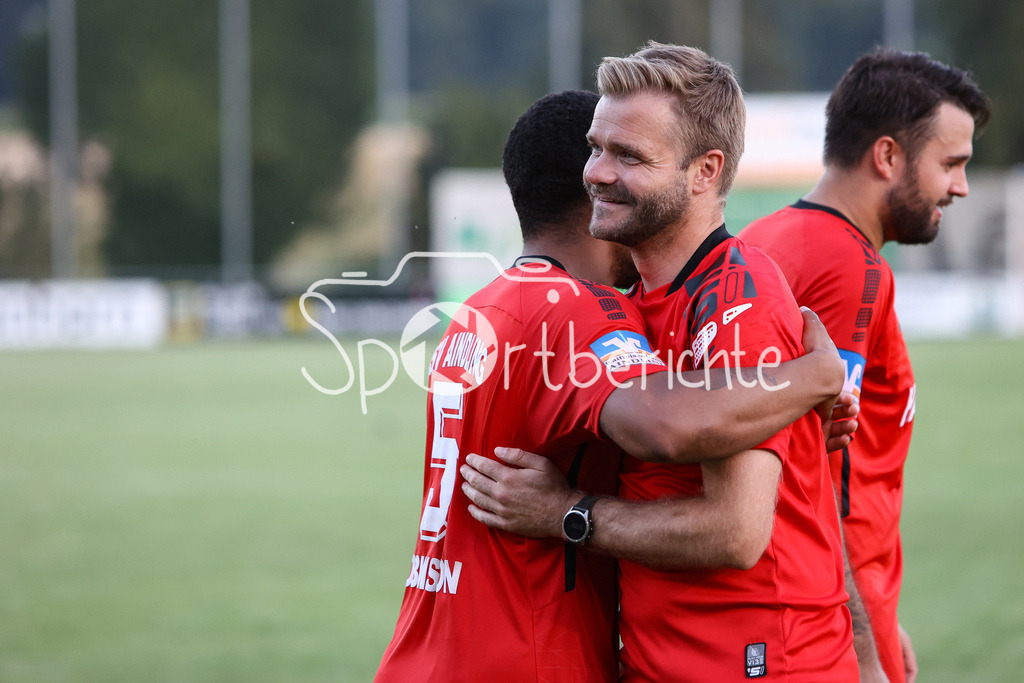 TSV Aindling - VfB Eichstätt | Professionelle Sportfotos aus den Bereichen Fußball, Eishockey, Handball und vieles mehr. Ob Sieg oder Niederlage