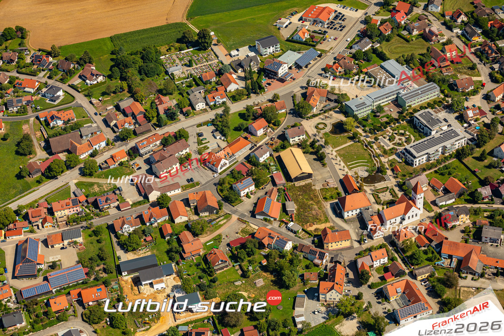 Das Luftbild zeigt :  Ursensollen - Die Luftaufnahme wurde 2024 vom UL-Flugzeug aus erstellt ( keine Drohne ) - Hochauflösende Luftaufnahme - Für grossformatige Ausdrucke geeignet. Die Geschenkidee !Mit Lizenz und Bildrechte bestellbar