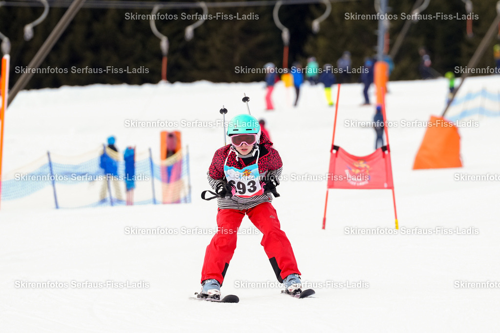 SRF_02.01.2026_0896 | Skirennfotos,Serfaus,Fiss,Ladis,Kinderskirennen,Winter,Tirol,Oberland,skirace,SFL,feelfree,weil wir's genießen,ski,Ski,skifahren,Sonnenplateau, - Realisiert mit Pictrs.com
