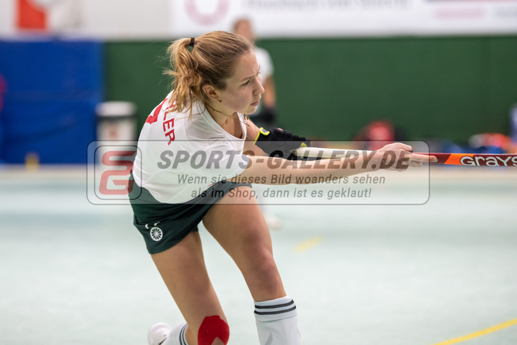 SFE_20221218_0056 | 1. Bundesliga Hockey Damen Rot-Weiss Köln - Crefelder HTCa am 18.12.2022 in Köln (KTHC Stadion Rot-Weiss Köln Tennis and Hockey Club), Photo: Stephan Fehrmann 2022 (Sports-Gallery)
