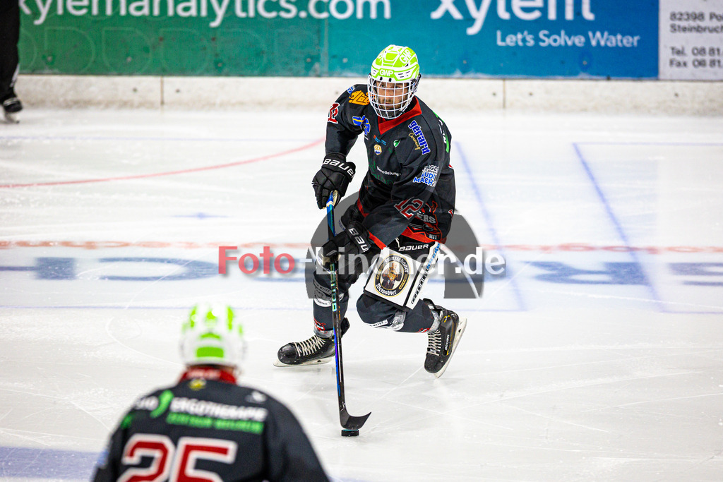 Peißenberg MINERS gegen EV Dingolfing | Eishockey Bayernliga 2025/26 Vorbereitung, Peißenberg MINERS gegen EV Dingolfing, 20250926,Jonas LAUTENBACHER (MINERS 12) in Aktion, Freisteller,2025-09-26 in Peißenberg (flatbuy Arena Peißenberg), Jonas LAUTENBACHER (MINERS 12)Copyright: WolfgangxLindner www.foto-lindner.de