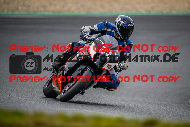 MaZZes_FotoMatrix_240724_6007705_6467 | ROT