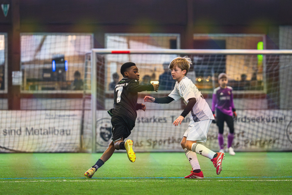 blr.pics-235 | Professionelle Fußball- und Sportfotografie. Spielbilder online ansehen und kaufen – Einzelbilder oder komplette Galerien in hoher Qualität. - Realisiert mit Pictrs.com