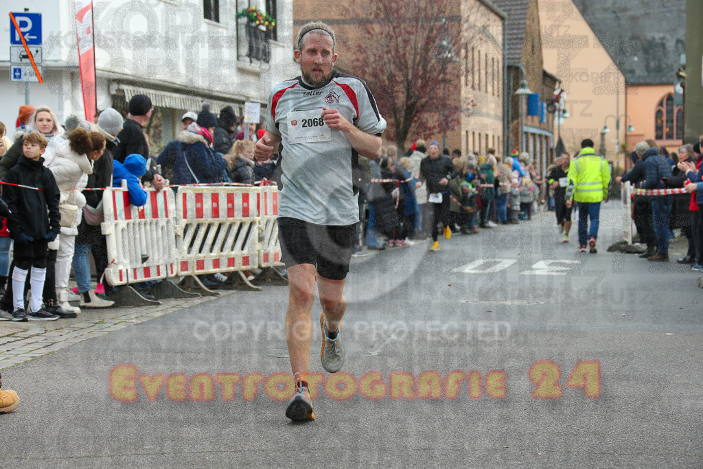 221127_1217_EX1_2344 | Sportfotografie im Rhein-Sieg Kreis, Köln, Bonn, NRW, Rheinland Pfalz, Hessen, etc. Unser Tätigkeitsfeld umfasst den Laufsport vom Volkslauf über den Marathon, Duathlon, Triathon bis zum Ultralauf wie Kölnpfad Ultra oder Schindertrail.