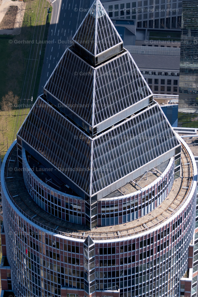 9102101 | Gebäudespitze des Messeturm, Frankfurt a. Main