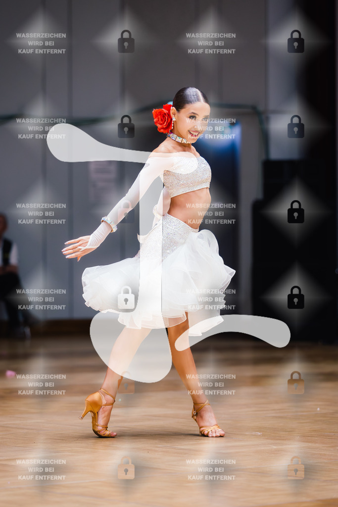 GOC 2025 - WDSF Solo Junior II Latin Female - 2025-08-21-8683 | Webshop for digital downloads and prints of dance sport, event & show photographer Julian Link - Realisiert mit Pictrs.com
