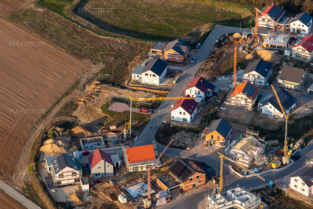 Luftbild: Neubaugebiet K2 in Kandel im Bundesland Rheinland-Pfalz in Deutschland. Foto: IMG_131061.jpg vom 22.03.2022 durch Werner Riehm/FLY-FOTO.deSV Kandel