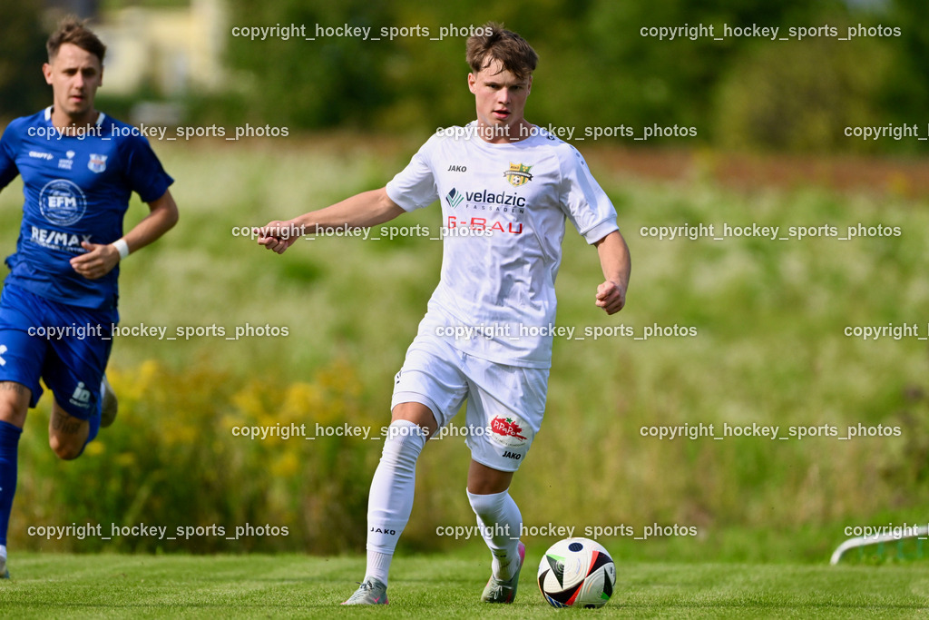 ASKÖ Köttmannsdorf vs. Union Matrei | #12 Marcel Daniel Arrich ASKÖ Köttmannsdorf, ASKÖ Köttmannsdorf vs. Union Matrei, ASKÖ Köttmannsdorf vs. Union Matrei am 13.09.2025 in Köttmannsdorf (Sportplatz Köttmannsdorf), Austria, (Photo by Bernd Stefan)