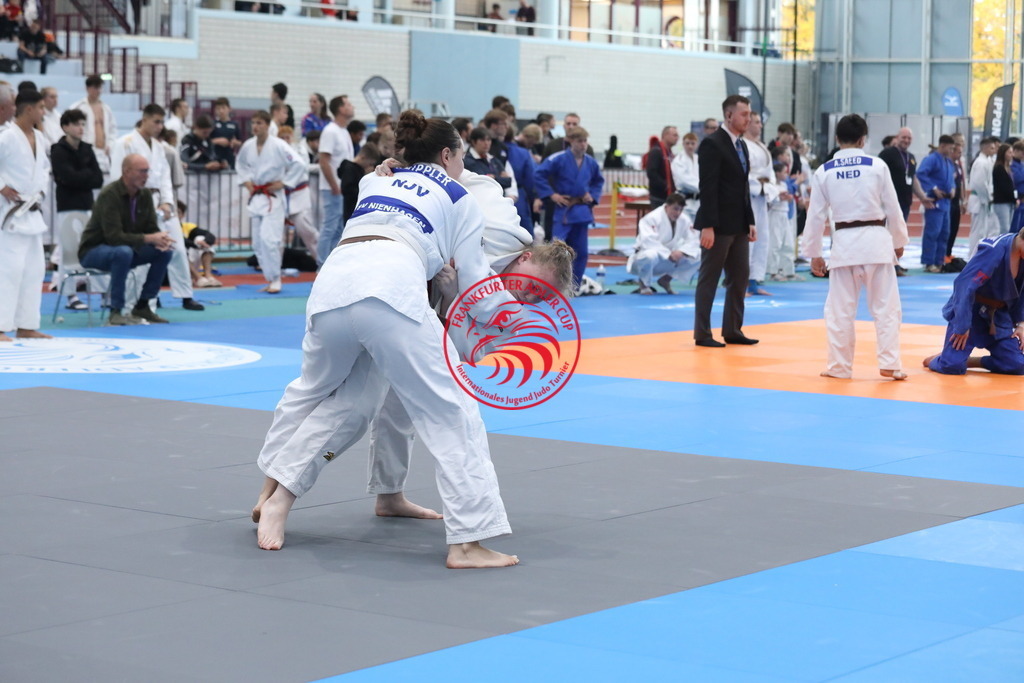 1J7A2939 | Fotos vom Adler Cup - Pictures from Adler Cup

Hier findet Ihr alle Eindrücke und großen Momente der Adler Cup Wochenenden. Here you will find all impressions and great moments of the Adler Cup weekends. - Realisiert mit Pictrs.com