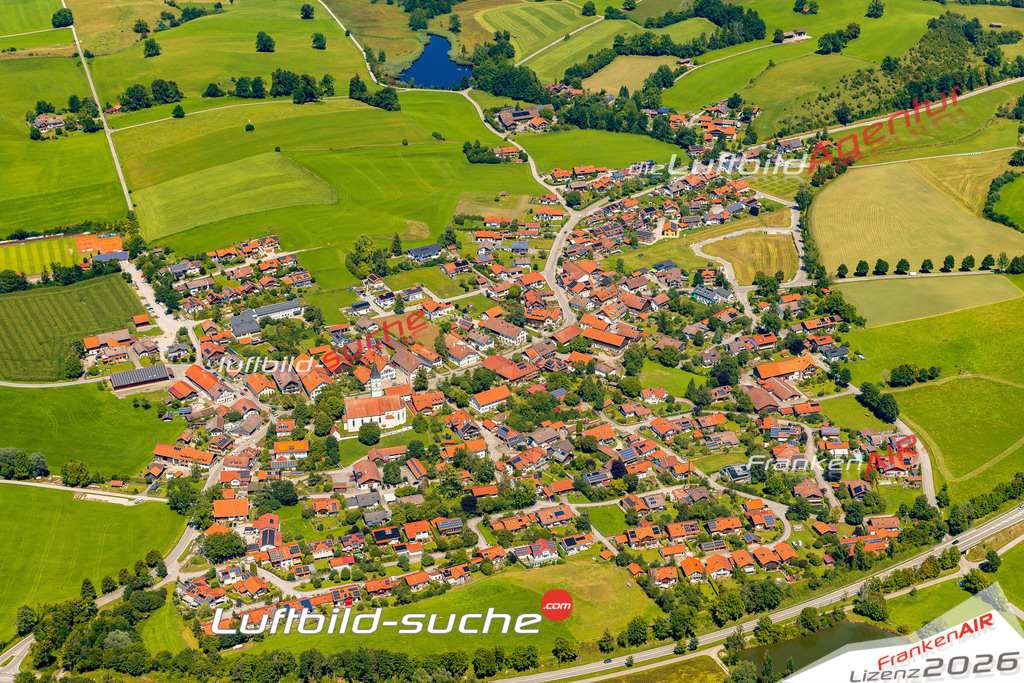 Luftaufnahme der Stadt Habach - Die Luftaufnahme wurde 2025 vom UL-Flugzeug heraus erstellt ( keine Drohne ) - Hochauflösende Luftaufnahme - für professionelle Ausdrucke geeignet. Die Geschenkidee !Mit Lizenz und Bildrechte bestellbar