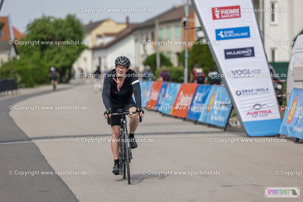 VJ__0077 | Neusiedlersee Radmarathon 2026@sportshot_your_pictrs #yourpictures#roadtowm2029 #nrm #neusiedlerseeradmarathon #neusiedlersee #neusiedlerseetourismus #burgenland #mörbisch #nrm26 #burgenlandtourismus #voglundco #poweredbyburgenlandtourismus #radsport #rad #marathon #ucigranfondo #visitburgenland #ucigranfondoworldseries