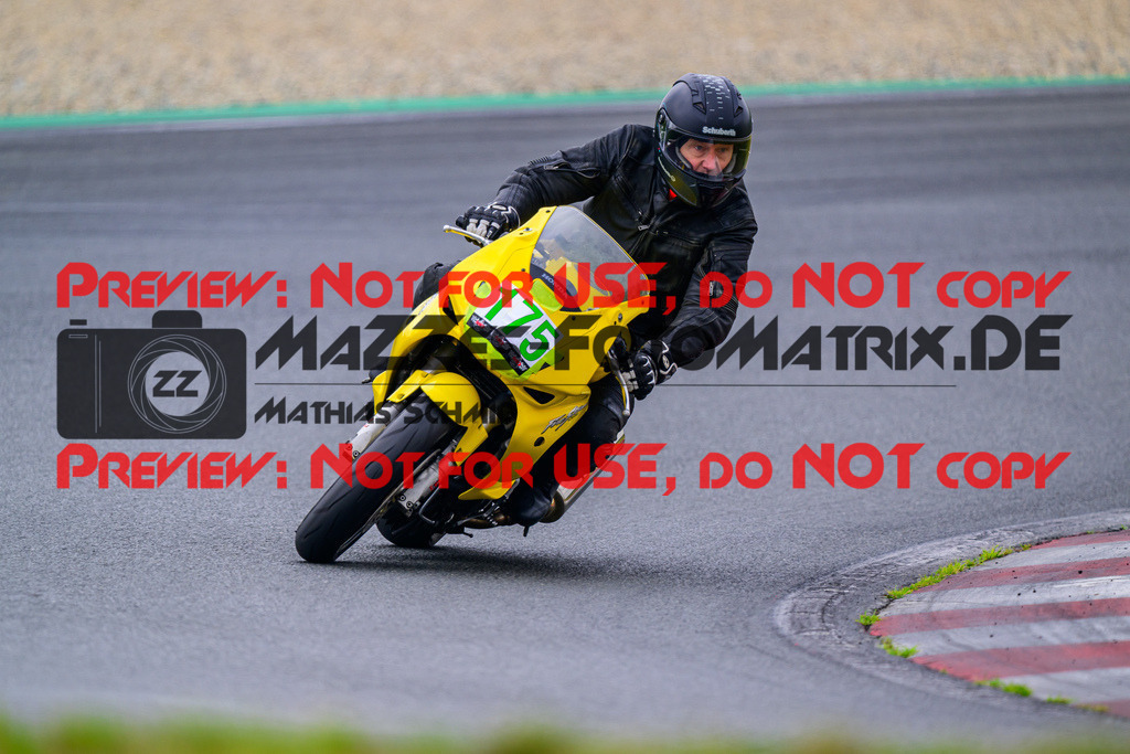 MaZZes_FotoMatrix_240724_6007705_4920 | GRUEN