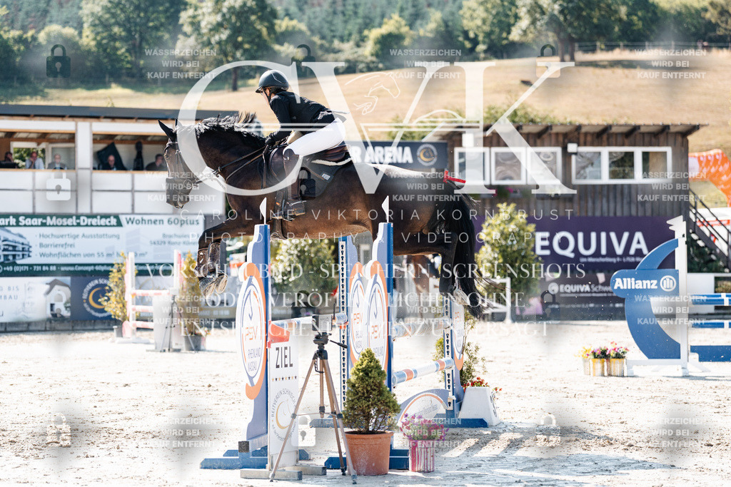 CK908022 | Turnierfotografie Pferdefotografie Trier Rheinland-Pfalz Pferdesport Reitsport Tierfotografie Sportfotografie Pferdevideo Pferdevideografie Equestrianvideography equestrianphotography  - Realisiert mit Pictrs.com