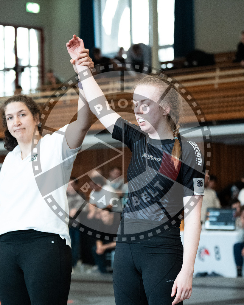 20251129PBB8054 | Fighters compete during the luta livre competition ILLCS XI winter edition on November 29, 2025 in Hannover, Germany.