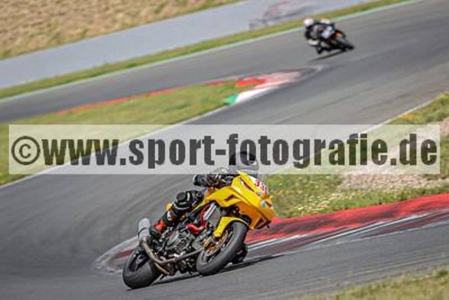 spof8725 | Professionelle Fotos von Sportveranstaltungen, aber auch Hochzeiten und anderen Events. - Realisiert mit Pictrs.com