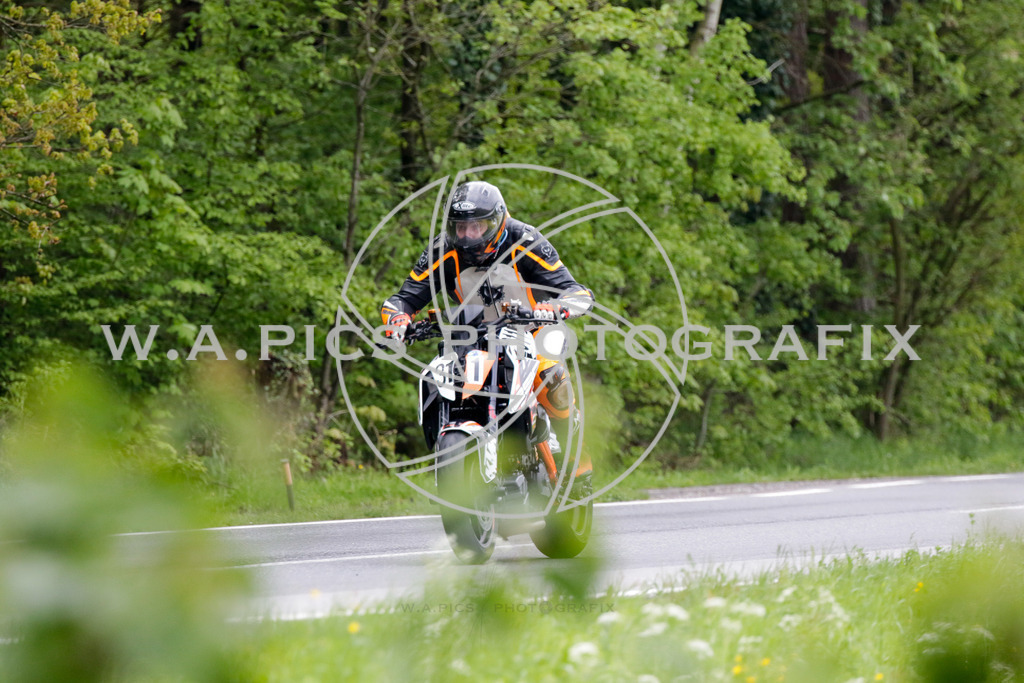 ..... | LANDSHAAG, 21.März.24 - Motorradbergrennen Landshaag, Image shows: 
Photo: WAPICS / Andreas Willdoner