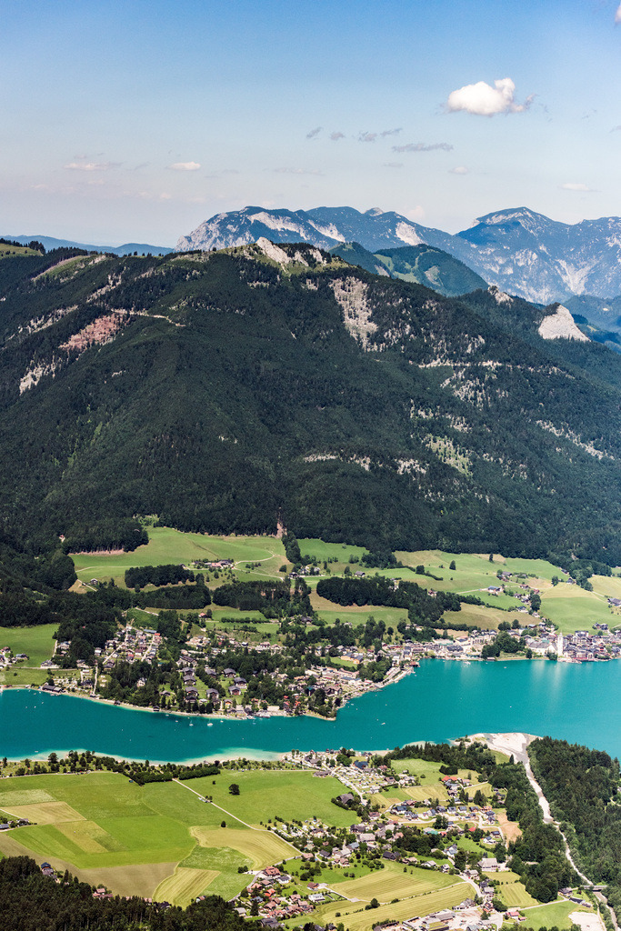 dr__0010190.jpg | SANKT WOLFGANG IM SALZKAMMERGUT 05.07.2017 Dorfkern an den See- Uferbereichen des Wolfgangsees in Sankt Wolfgang im Salzkammergut in Oberösterreich, Österreich. // Village on the lake bank areas of Wolfgangsees in Sankt Wolfgang im Salzkammergut in Oberoesterreich, Austria. Foto: Daniel Reiter